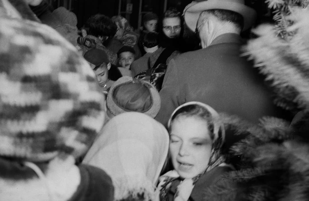 United States, history, ia, glasses, Main Streets & Town Squares, winter coat, Children, bonnets, Photos, Coon Rapids Enterprise, crowd, historic, Iowa, blur, IA, Coon Rapids