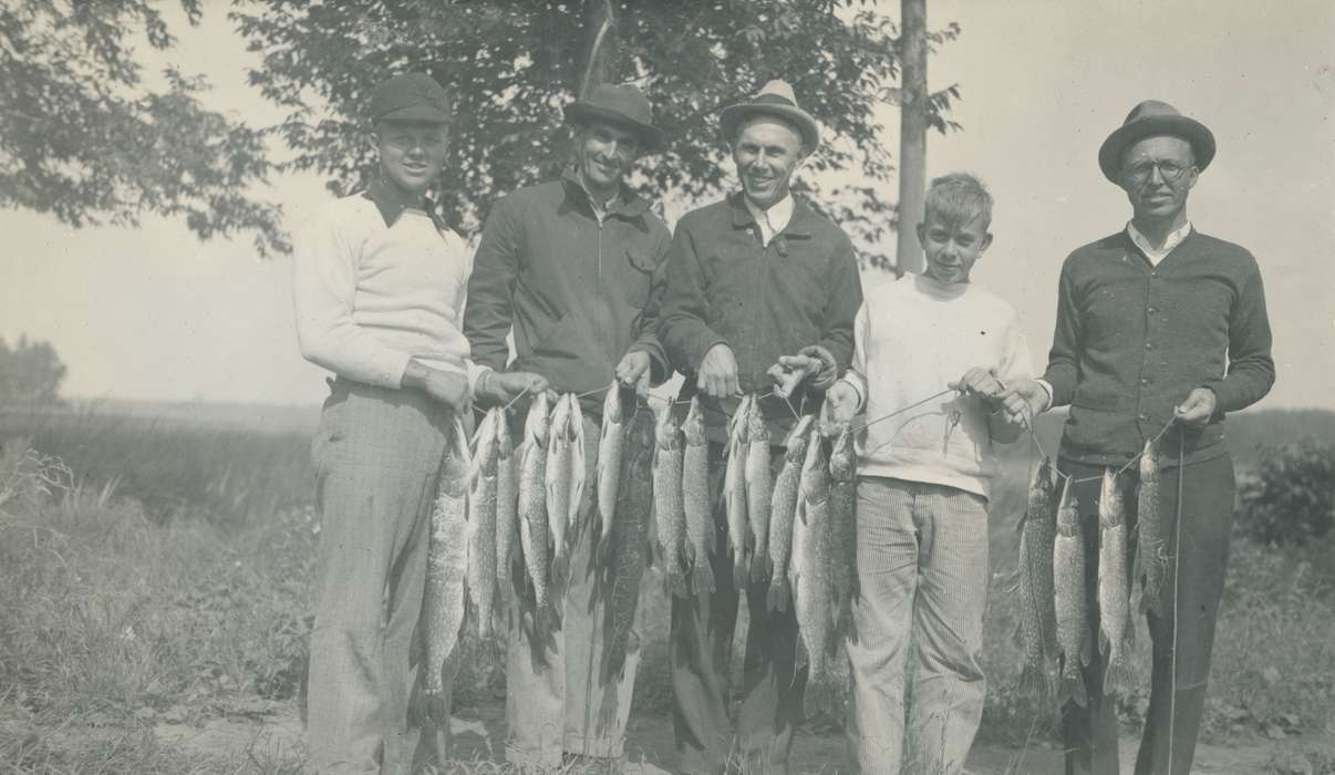 fishing, Outdoor Recreation, fish, Travel, Portraits - Group, Iowa, Animals, McMurray, Doug, Lake Inquadona, MN, pike, Iowa History, history of Iowa
