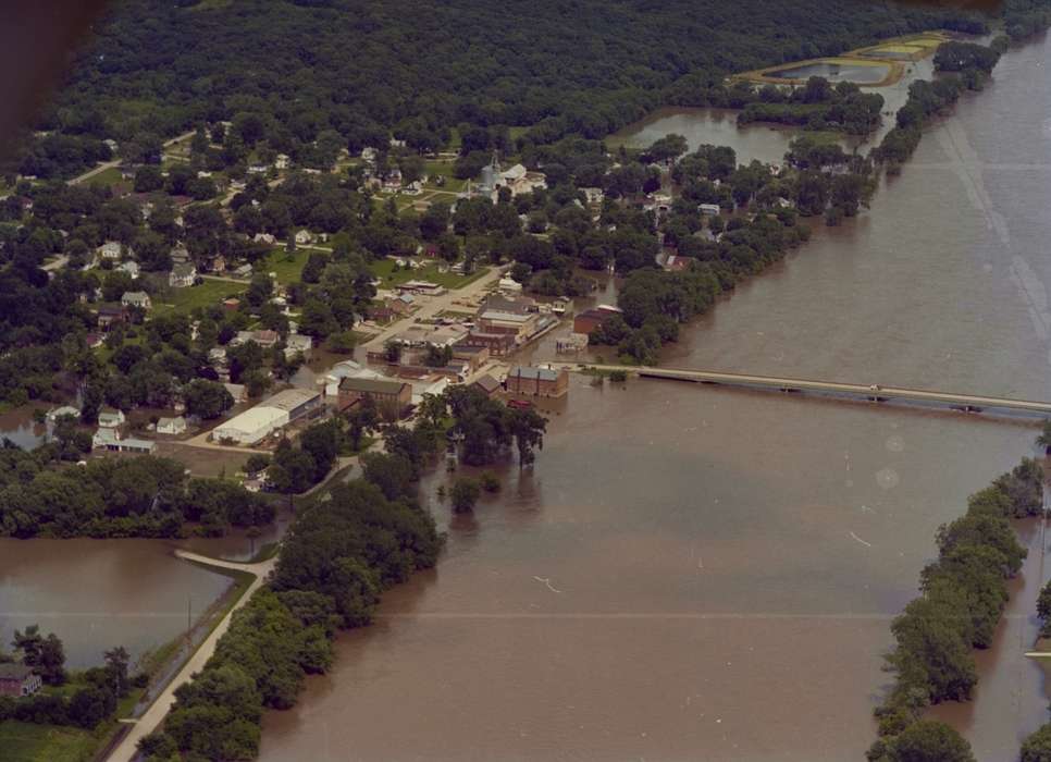forest, Floods, Cities and Towns, Lakes, Rivers, and Streams, Lemberger, LeAnn, bridge, des moines river, river, Bonaparte, IA, Iowa History, Main Streets & Town Squares, downtown, Aerial Shots, Iowa, history of Iowa