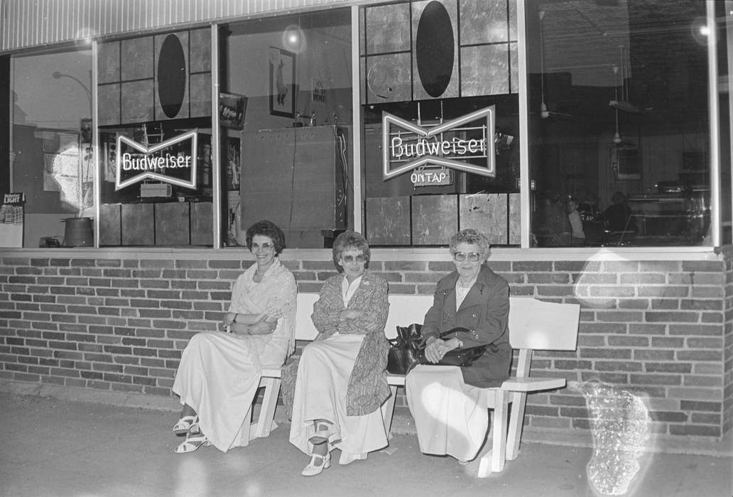 Portraits - Group, IA, history, Coon Rapids, women, Photos, historic, Coon Rapids Enterprise, Iowa, ia, United States