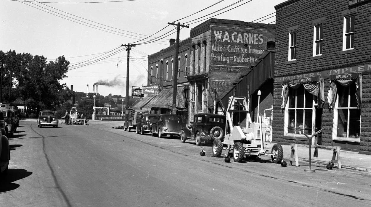 Cities and Towns, Lemberger, LeAnn, Iowa History, car, street, chimney, Iowa, Ottumwa, IA, history of Iowa, advertisement, Motorized Vehicles, Businesses and Factories