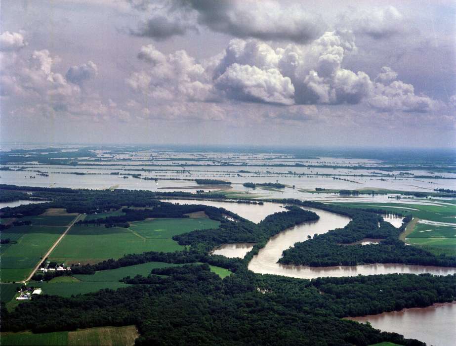 field, Lakes, Rivers, and Streams, history of Iowa, Lemberger, LeAnn, Keokuk, IA, cloud, Farms, des moines river, Aerial Shots, Floods, Iowa, river, Iowa History, Landscapes, forest