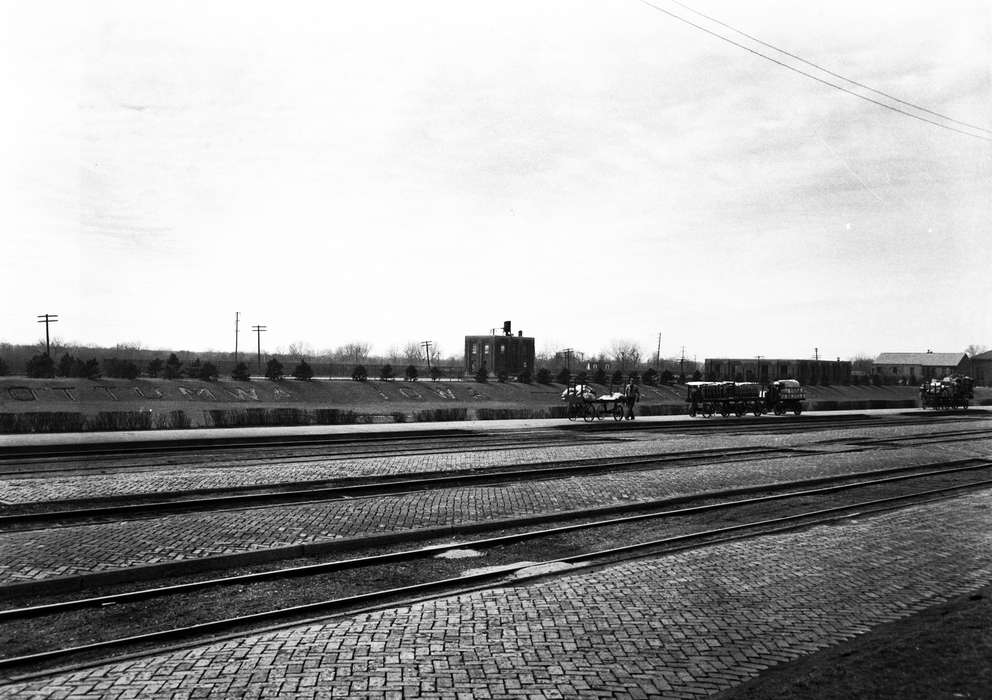Train Stations, railroad, Lemberger, LeAnn, Ottumwa, IA, road, sign, Cities and Towns, Iowa, Iowa History, history of Iowa