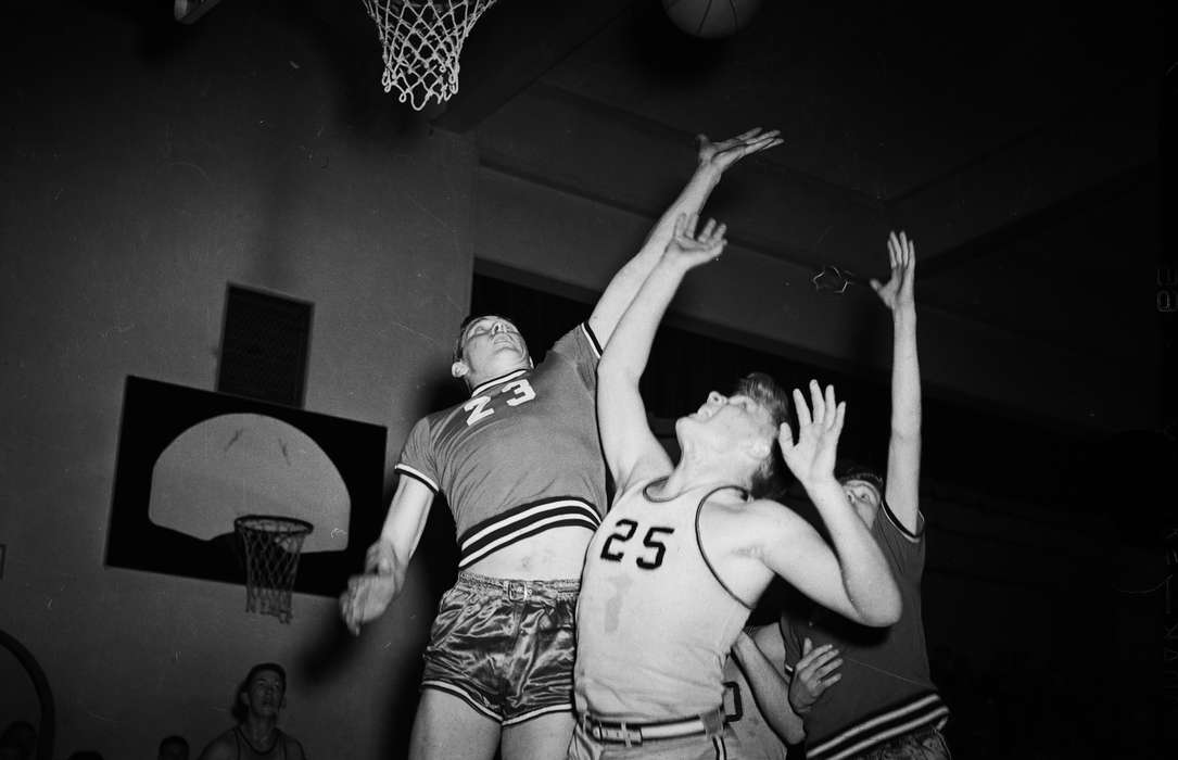 Schools and Education, Sports, United States, history, basketball uniform, basketball hoop, basketball players, ia, Photos, Children, Coon Rapids Enterprise, historic, Iowa, IA, women's basketball, Coon Rapids