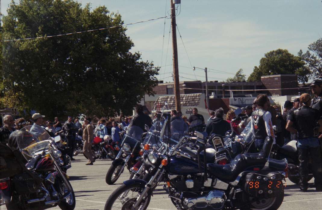 Iowa, IA, motorcycle, Motorized Vehicles, Iowa History, history of Iowa, Bohach, Beverly, motorcycle rally