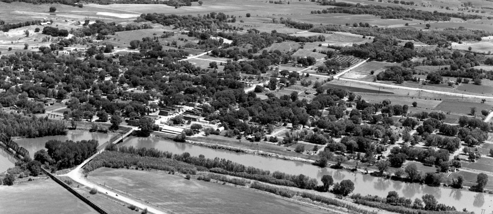 Cities and Towns, bridge, Iowa History, Lakes, Rivers, and Streams, Iowa, Aerial Shots, history of Iowa, Lemberger, LeAnn, Eddyville, IA