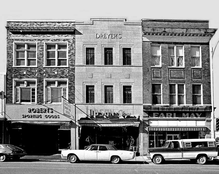 street, Businesses and Factories, mainstreet, history of Iowa, car, storefront, Cities and Towns, downtown, Iowa History, Motorized Vehicles, Ottumwa, IA, Main Streets & Town Squares, Iowa, Lemberger, LeAnn