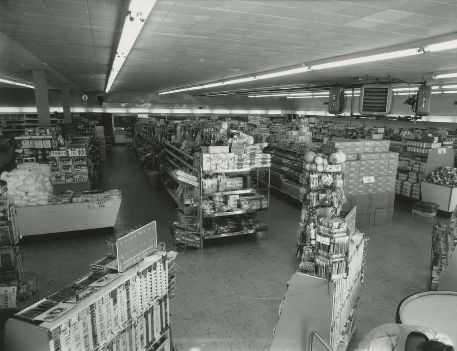display, food, Food and Meals, bread, Iowa, Waverly Public Library, cigar, cigarette, correct date needed, Iowa History, history of Iowa, fluorescent light fixture, grocery store, Businesses and Factories, sugar