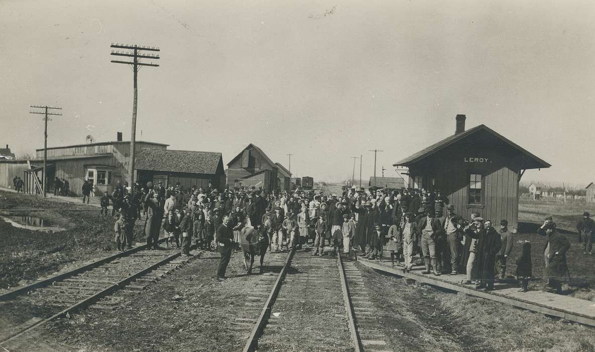 railroad track, Grout Museum of History and Science, Leisure, crowd, Decatur, electrical pole, United States, Photos, Train Stations, Le Roy, Iowa, Animals, historic, wooden building, cow, history, IA, ia, depot