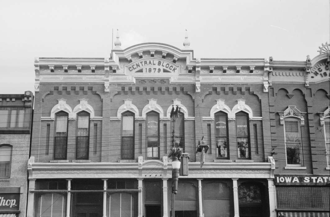 storefront, windows, Library of Congress, Cities and Towns, Businesses and Factories, Iowa History, history of Iowa, Iowa