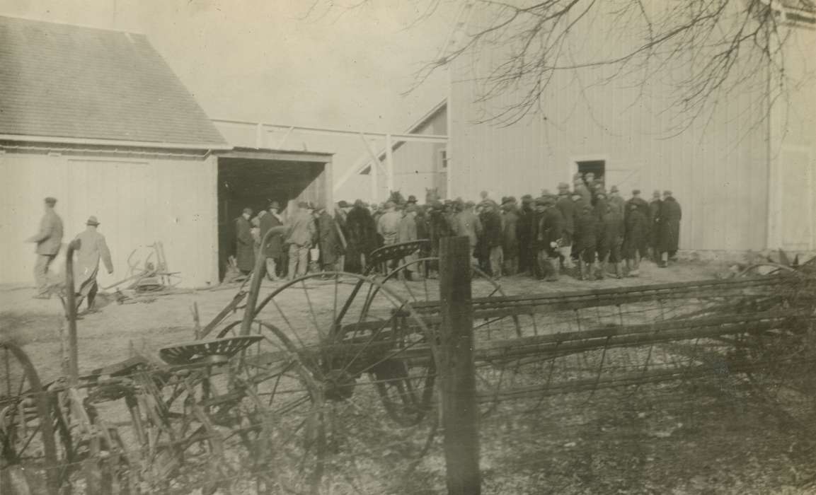 Farms, farm sale, Barns, Iowa History, history of Iowa, Mortenson, Jill, auction, Macey, IA, Iowa