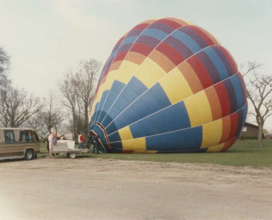 Outdoor Recreation, history of Iowa, Leisure, hot air balloon, Iowa, Iowa History, Lyman, Donna, Charles City, IA