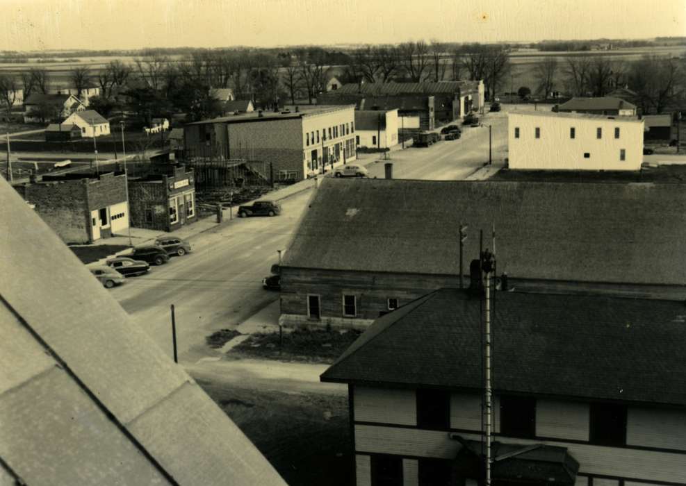 Iowa, Aerial Shots, Iowa History, history of Iowa, Motorized Vehicles, Alden, IA, Main Streets & Town Squares, Cities and Towns, Vierkandt, Jean, car