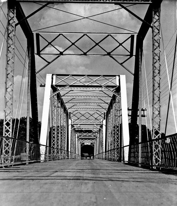 bridge, Ottumwa, IA, Iowa History, Lakes, Rivers, and Streams, Iowa, history of Iowa, Lemberger, LeAnn