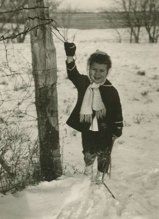 scarf, snow, Sioux City, IA, Iowa History, Berger, Cathy, Winter, Portraits - Individual, Iowa, history of Iowa