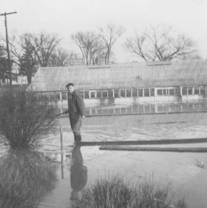 Lyman, Donna, Farms, Floods, Charles City, IA, Iowa History, greenhouse, Iowa, history of Iowa, Labor and Occupations