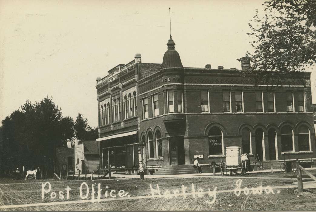 post office, Businesses and Factories, Iowa, Hartley, IA, history of Iowa, Main Streets & Town Squares, Iowa History, Palczewski, Catherine, Cities and Towns