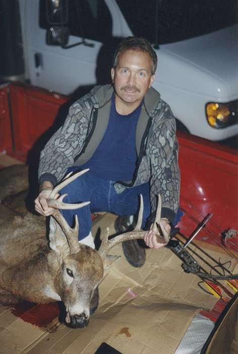bow, antler, Outdoor Recreation, deer, history of Iowa, Evansdale, IA, Patterson, Donna and Julie, hunt, buck, Portraits - Individual, Iowa, Iowa History, hunting