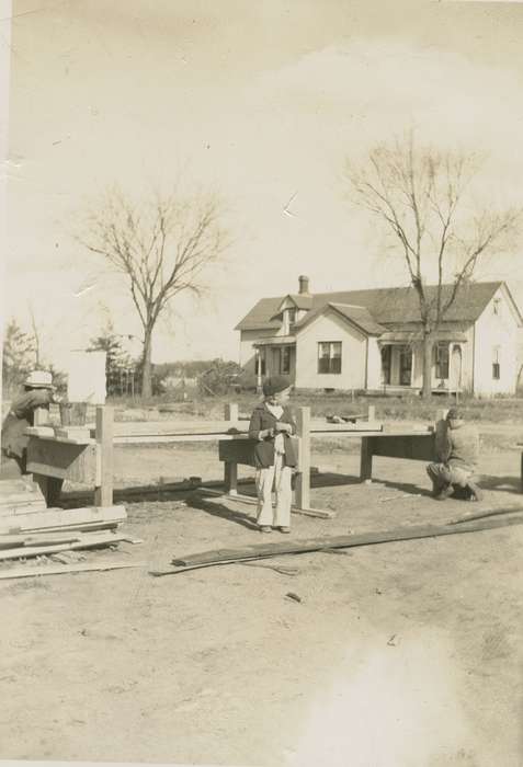 La Porte City, IA, Rampton, Angela, Homes, Iowa, Iowa History, construction, history of Iowa, lumber