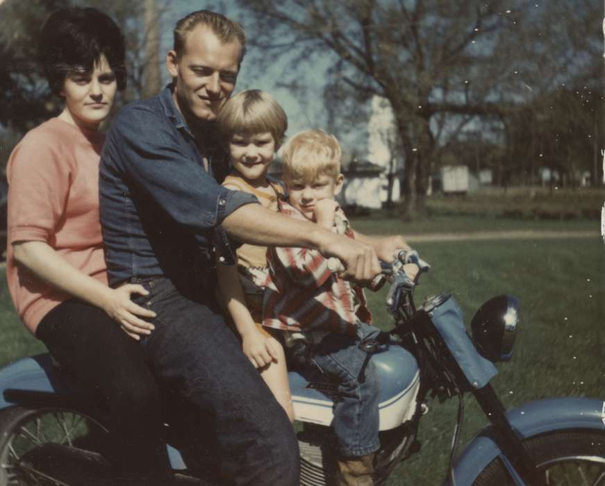motorcycle, Children, Wickwire (Uker), Cheryl, Osage, IA, Iowa History, Portraits - Group, Families, Iowa, history of Iowa, Motorized Vehicles