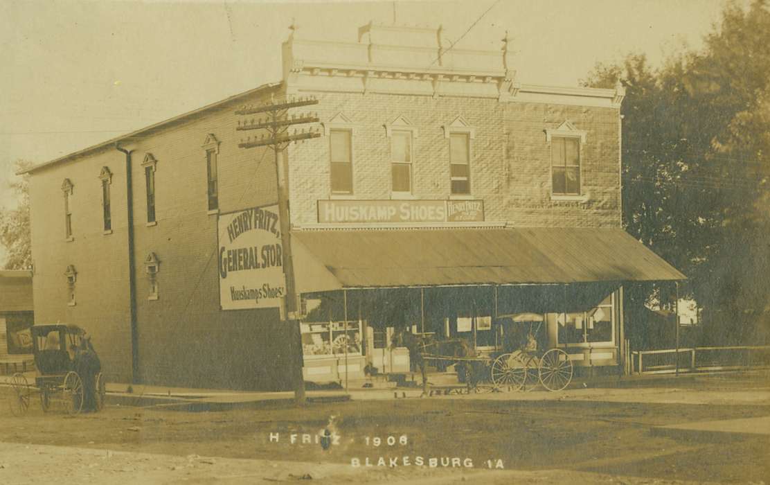 Iowa History, Lemberger, LeAnn, history of Iowa, Businesses and Factories, Blakesburg, IA, horse and buggy, store, Iowa