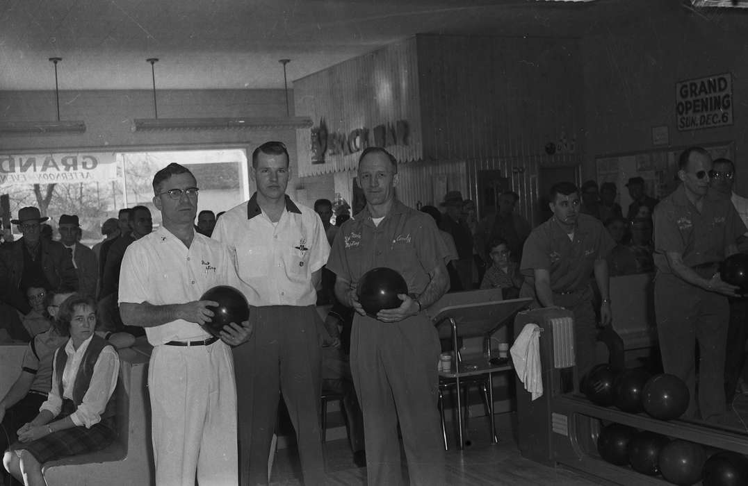 history, Photos, Labor and Occupations, employees, Iowa, IA, crowded, open house, Portraits - Individual, bowling ball, Sports, United States, bowling alley, ia, Entertainment, Leisure, Coon Rapids Enterprise, historic, smile, Coon Rapids