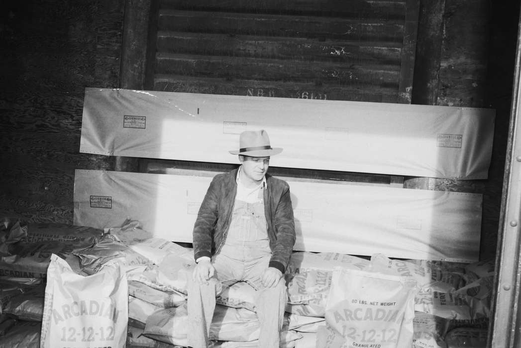 Iowa, IA, United States, Photos, historic, Labor and Occupations, Coon Rapids, history, ia, Coon Rapids Enterprise, fertilizer