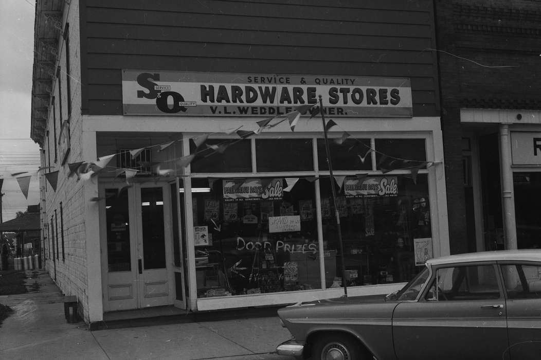 sale, Businesses and Factories, United States, hardware store, history, ia, Photos, alleyway, streamers, car, Coon Rapids Enterprise, historic, Iowa, IA, Cities and Towns, Coon Rapids, Motorized Vehicles
