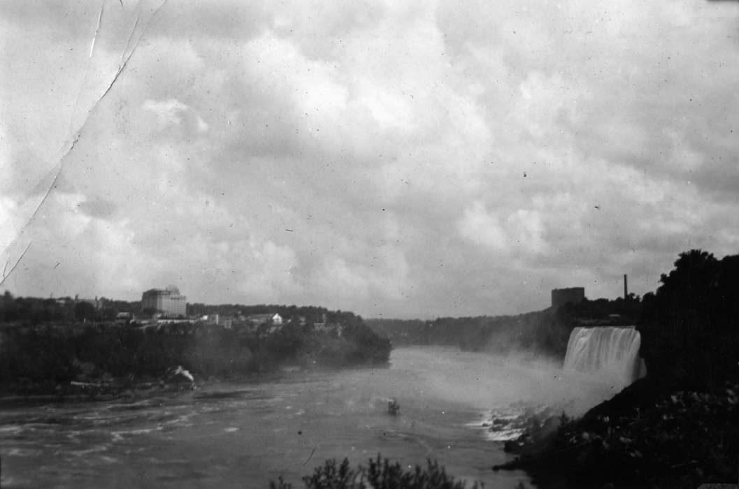 waterfall, Niagara Falls, NY, history of Iowa, Iowa History, Pickering, Tara, cloud, Lakes, Rivers, and Streams, Iowa