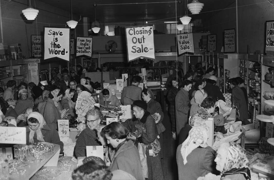 Businesses and Factories, United States, history, ia, Photos, crowded, Coon Rapids Enterprise, historic, signage, Iowa, IA, old women, Coon Rapids