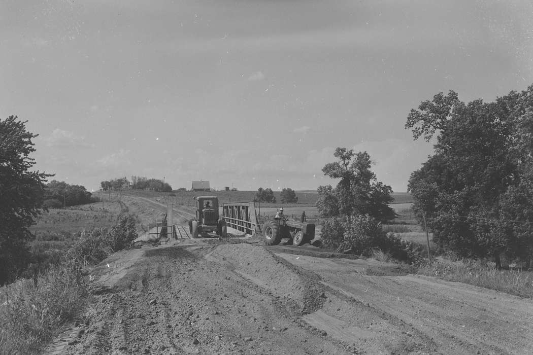 Labor and Occupations, ia, gravel, bridge, Iowa, history, road construction, IA, Coon Rapids, Photos, gravel road, Coon Rapids Enterprise, historic, tractor, United States, Farming Equipment