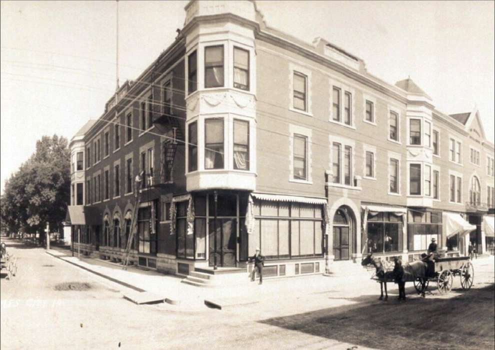United States, Rahmiller, Ryan, history, ia, Photos, Main Streets & Town Squares, mainstreet, hotel, historic, Iowa, IA, Cities and Towns, Charles City, Floyd