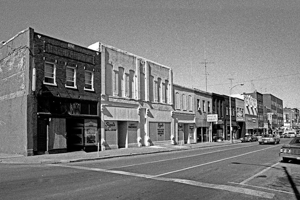 storefront, Businesses and Factories, Motorized Vehicles, history of Iowa, Lemberger, LeAnn, car, Iowa, Iowa History, downtown, street, Cities and Towns, Ottumwa, IA, store