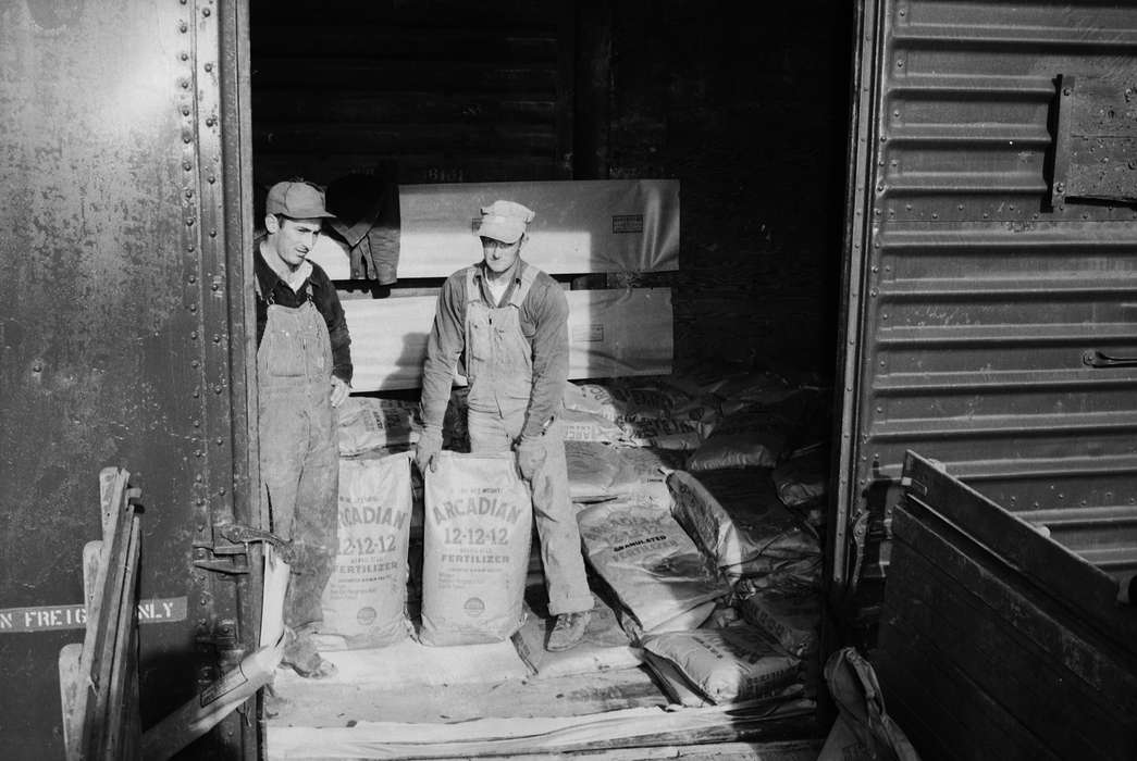 Iowa, IA, United States, Photos, historic, Labor and Occupations, Coon Rapids, history, ia, Coon Rapids Enterprise, fertilizer