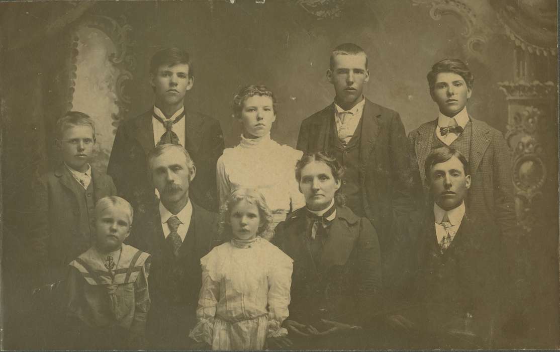 Children, Iowa History, Henderson, Dan, Portraits - Group, Iowa, suits, cabinet photo, family, Harrison County, IA, adults, Families, history of Iowa, kids