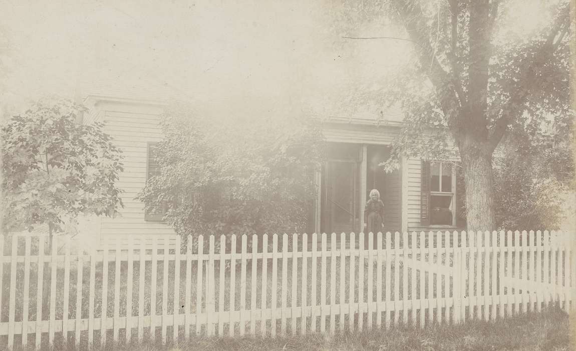 Homes, tree, wooden fence, Waverly Public Library, Portraits - Individual, Iowa History, wooden house, Waverly, IA, Iowa, old woman, history of Iowa