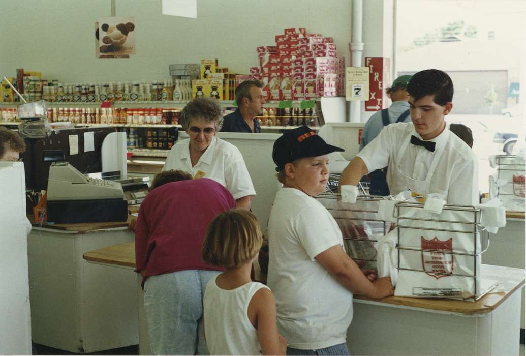 kids, grocery store, fareway, Businesses and Factories, Children, Waverly Public Library, cashier, groceries, cash register, Waverly, IA, Iowa History, Food and Meals, Iowa, history of Iowa, Labor and Occupations