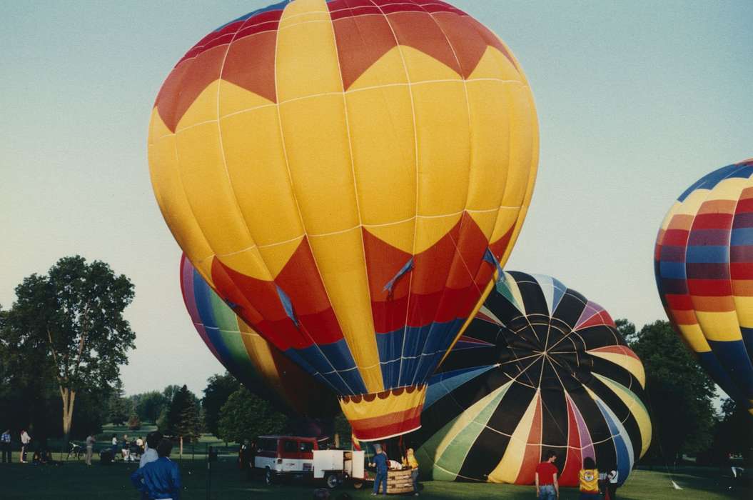 Fairs and Festivals, Conklin, Beverly, balloon, hot air balloon, Outdoor Recreation, USA, Iowa History, Iowa, history of Iowa
