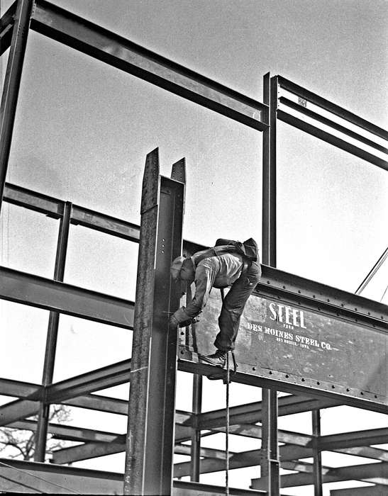 worker, Iowa, steel beam, Iowa History, history of Iowa, steel worker, Lemberger, LeAnn, Ottumwa, IA, Businesses and Factories, Labor and Occupations