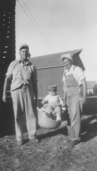 Mickelson, Rose, Belmond, IA, Iowa, Labor and Occupations, baby, Portraits - Group, Families, history of Iowa, overalls, Iowa History, Farms, Children, Barns