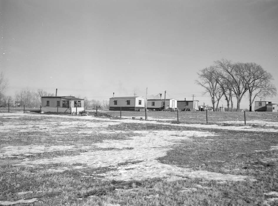 Homes, trees, history of Iowa, Cities and Towns, Library of Congress, Iowa History, trailer, park, Iowa, home, Winter