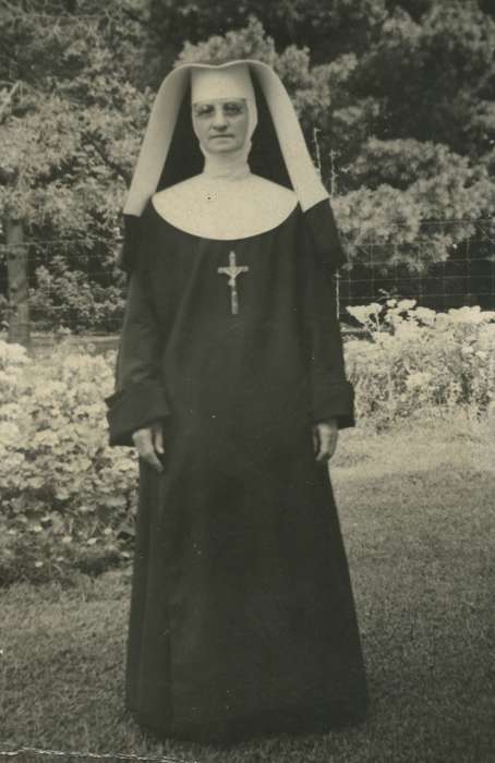nun, history of Iowa, Campbell, Gloria, Religion, USA, catholic, Portraits - Individual, Iowa, Iowa History