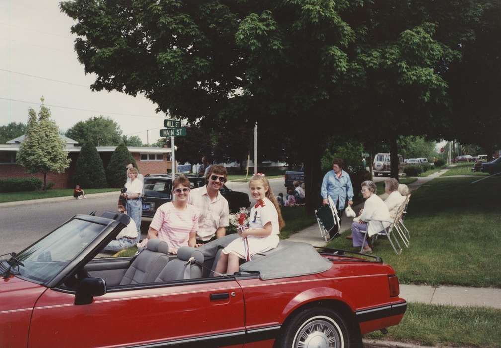 Children, parade, Denver, IA, coupe, Iowa History, car, Conklin, Beverly, Iowa, Fairs and Festivals, convertible, Civic Engagement, Cities and Towns, history of Iowa, Motorized Vehicles