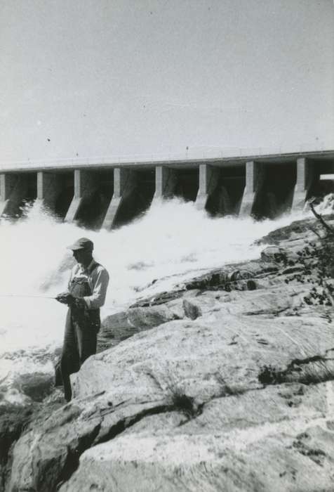 dam, Mortenson, Jill, Outdoor Recreation, fishing, Iowa, Iowa History, Columbia River, OR, history of Iowa, river