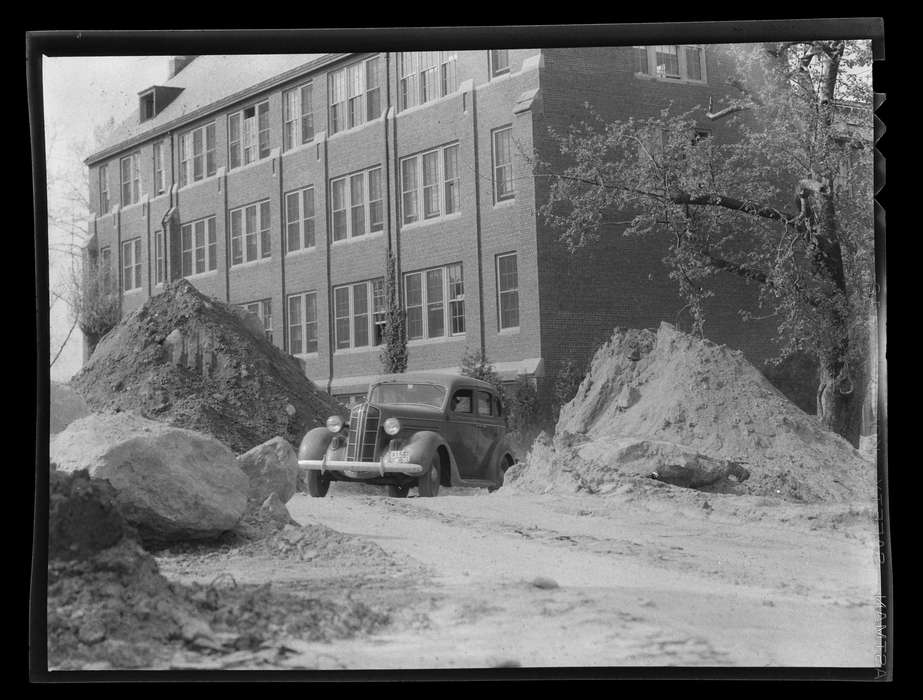 Storrs, CT, Iowa, Iowa History, history of Iowa, Archives & Special Collections, University of Connecticut Library