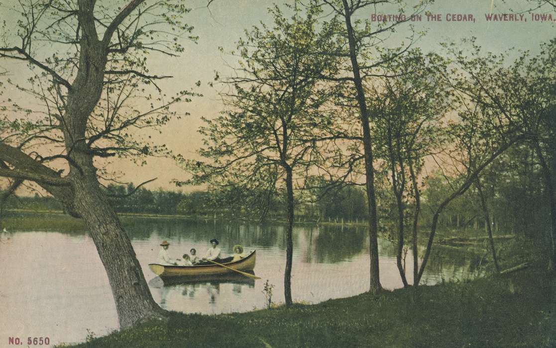boat, Leisure, color, Iowa History, Waverly, IA, Iowa, Lakes, Rivers, and Streams, history of Iowa, Meyer, Sarah, river