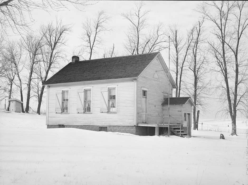 Library of Congress, Iowa History, history of Iowa, tree, schoolhouse, Iowa, woven wire fence, snow, flagpole, Schools and Education, Winter