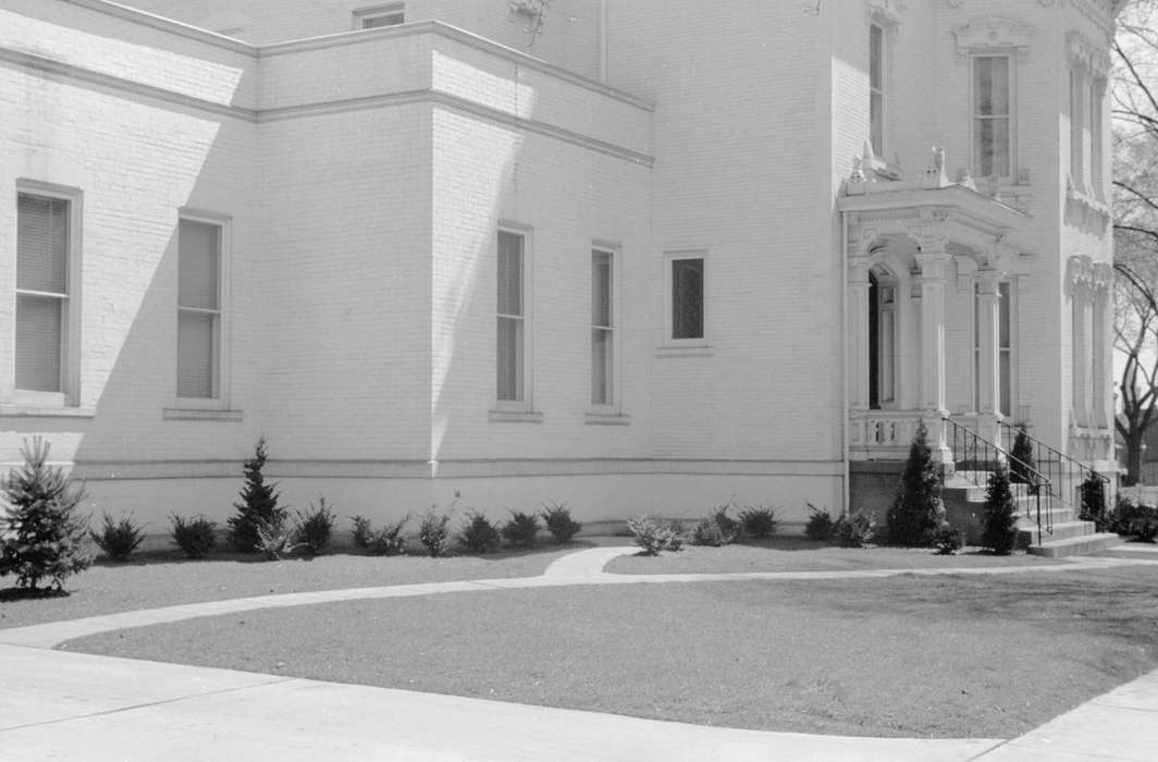 sidewalk, Cities and Towns, house, Homes, Iowa History, history of Iowa, Library of Congress, 3/4, Iowa, shrubs