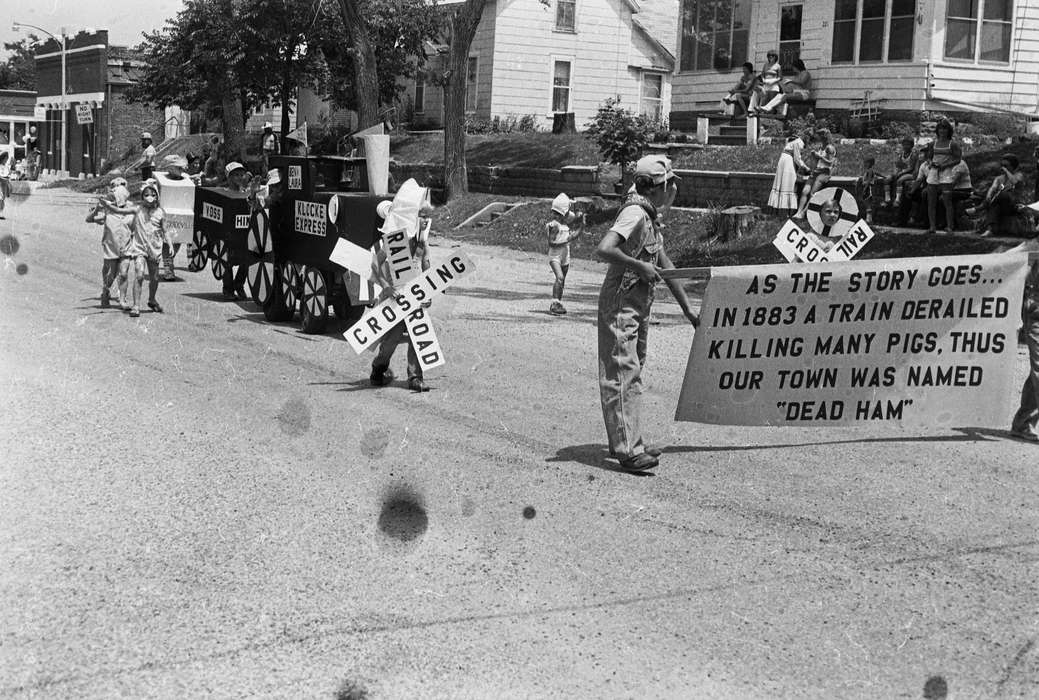 parade, Civic Engagement, Coon Rapids Enterprise, Dedham, Iowa, historic, Carroll, United States, Children, ia, history, Photos, IA