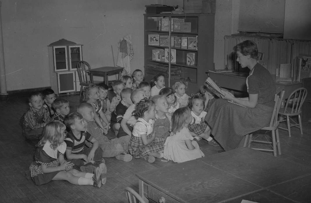 Schools and Education, United States, history, ia, Photos, Children, Coon Rapids Enterprise, kindergarten, historic, Iowa, IA, Coon Rapids